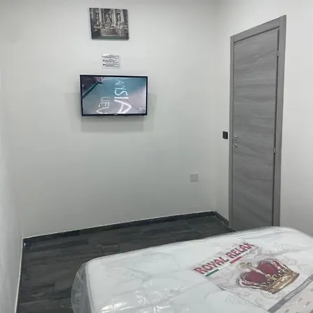 Regina Bnb نابولي