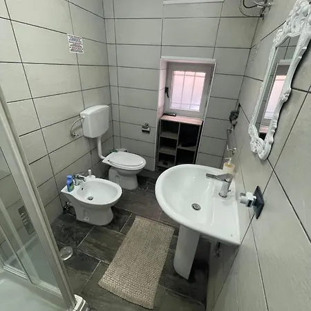 דירה Regina Bnb *